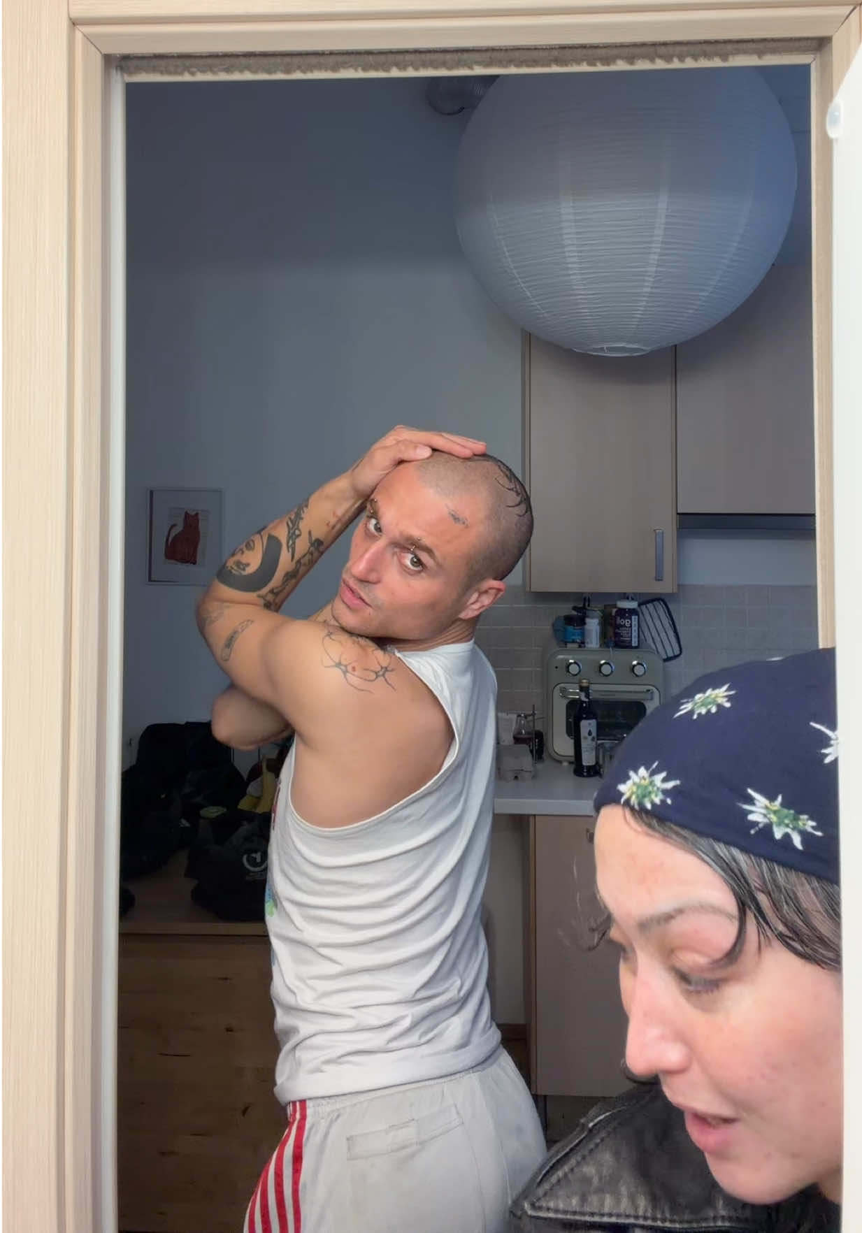 @ethanlaraa