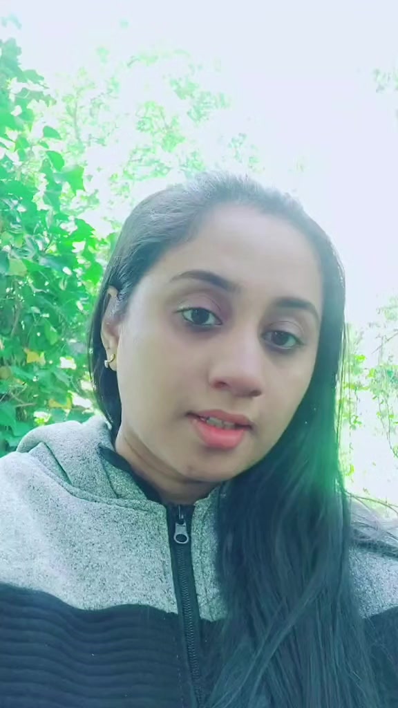 @roshnaroldon