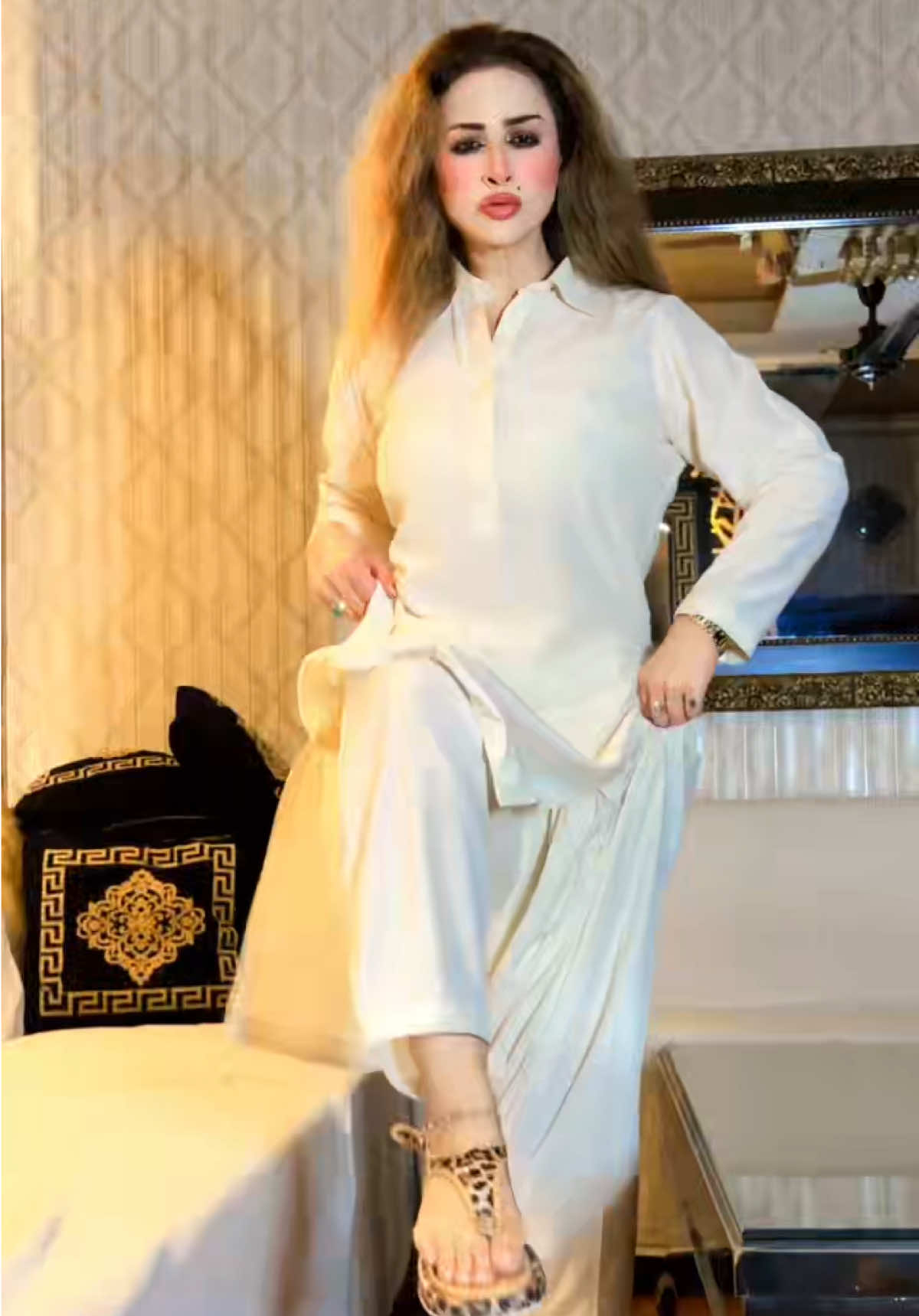 @Honey Shahzadi