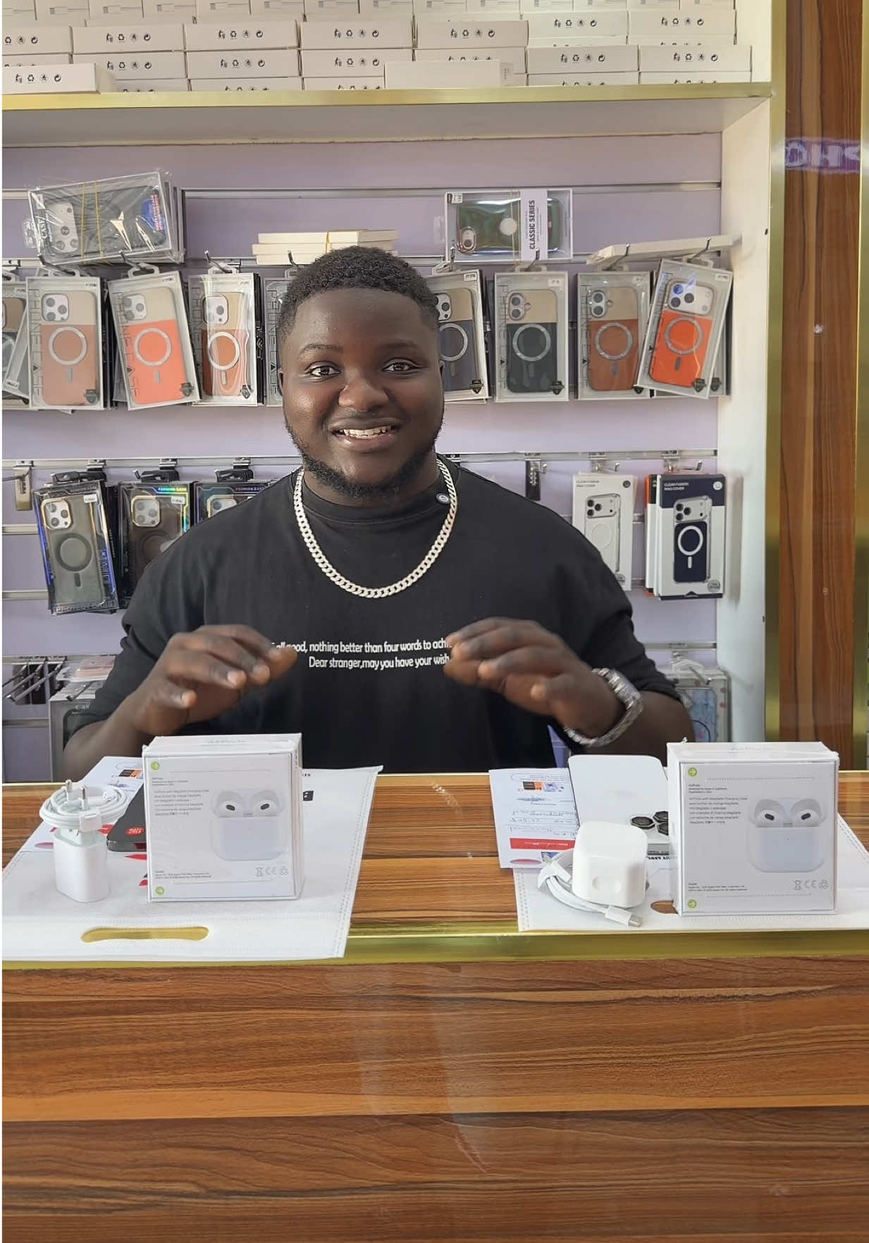 @Buy Apple 🇬🇲