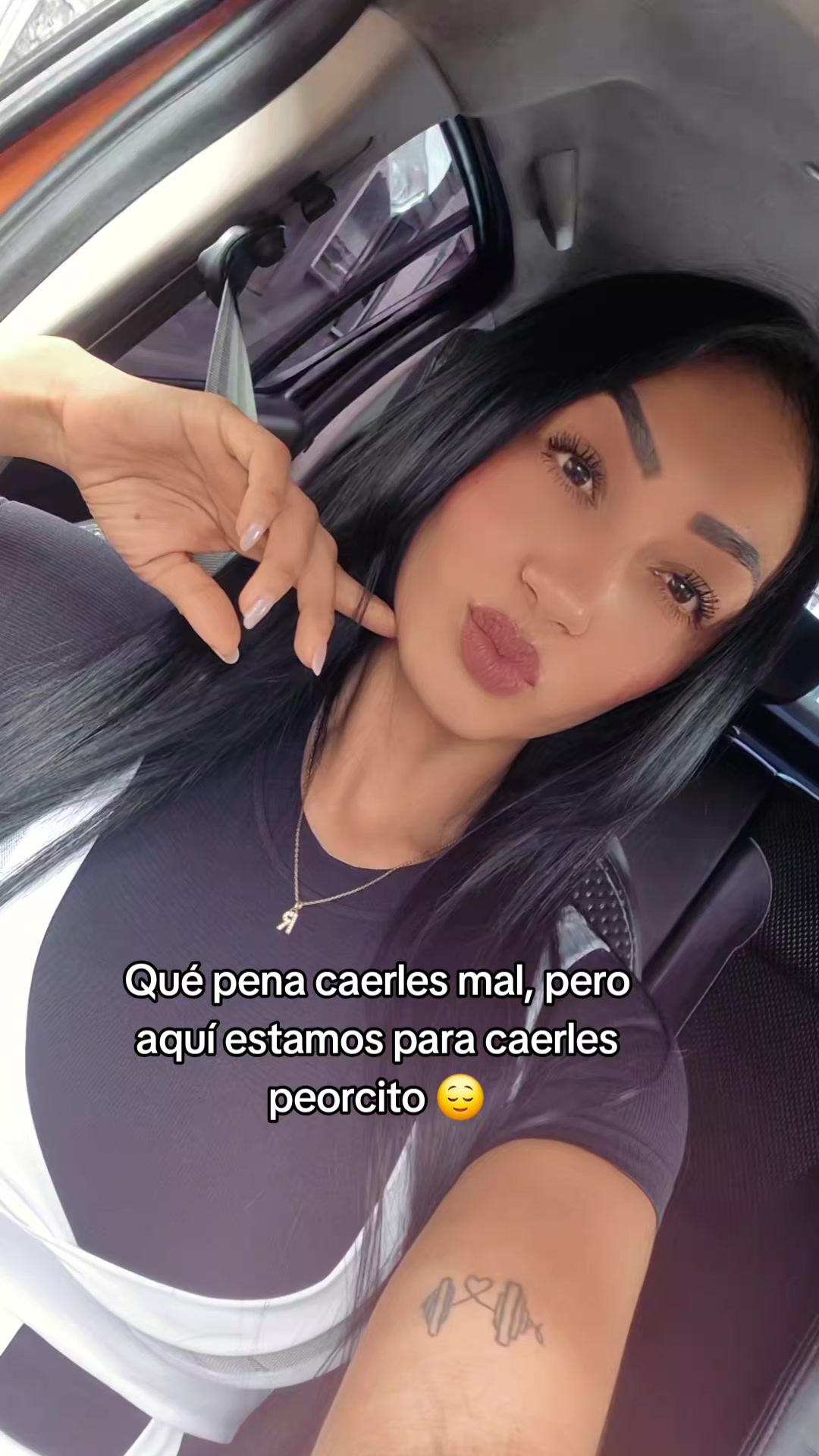 @Julie Vanesa . Te sigue