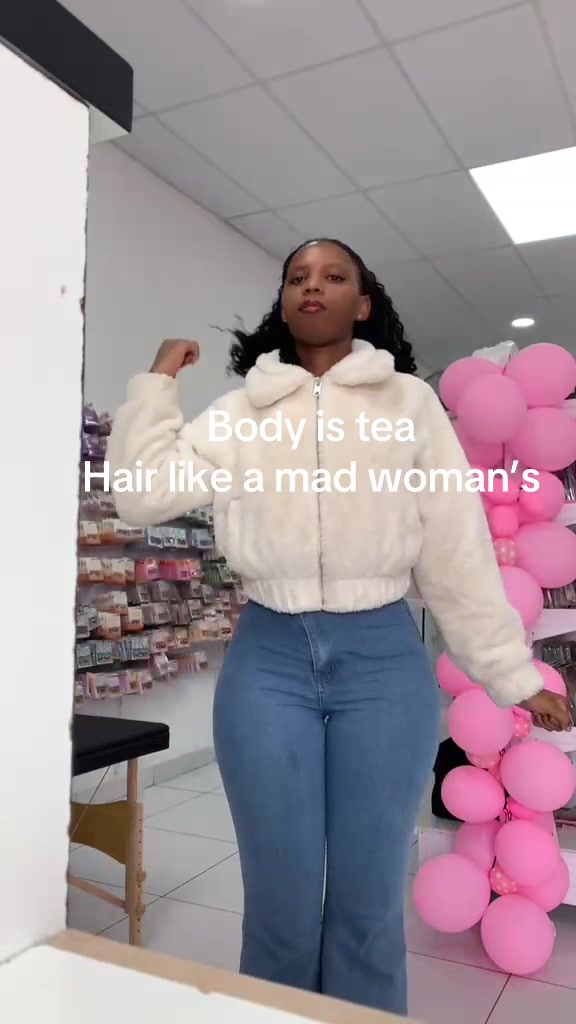 @Pretty Girllie🎀🛍❤️