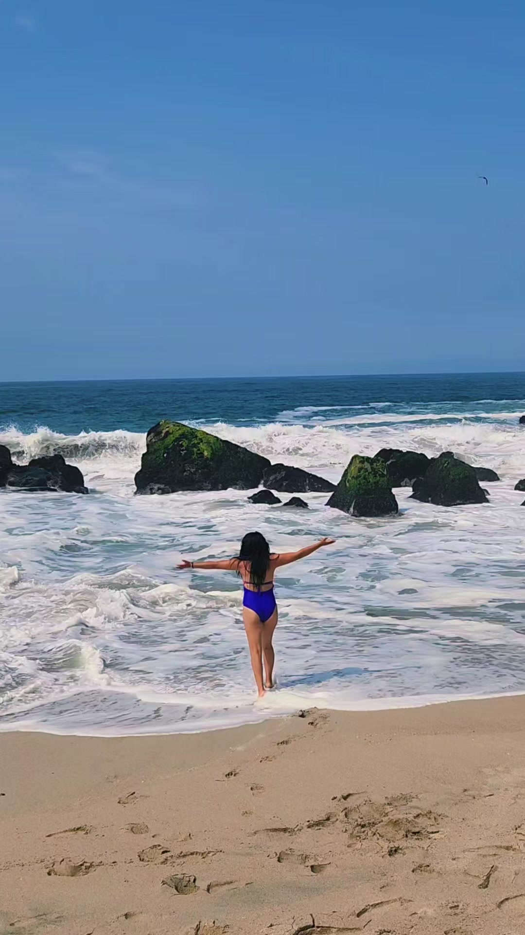 @LUCIERNAGA💜🤩👸