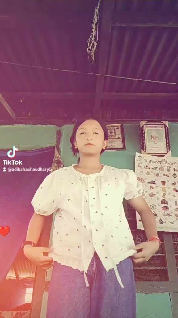 @Roshika chaudhary 2๐๐