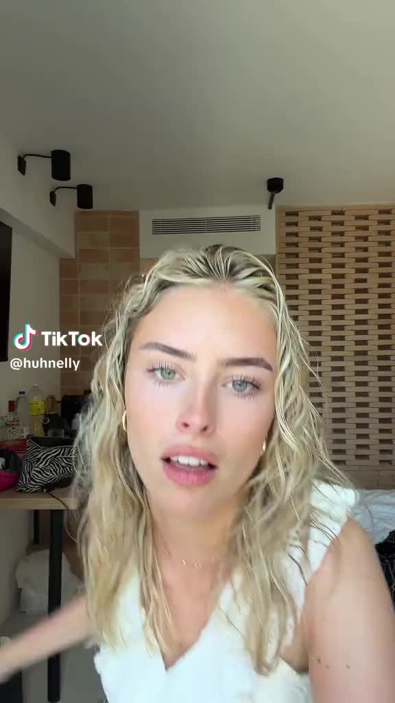 @MARYQUEENBYE