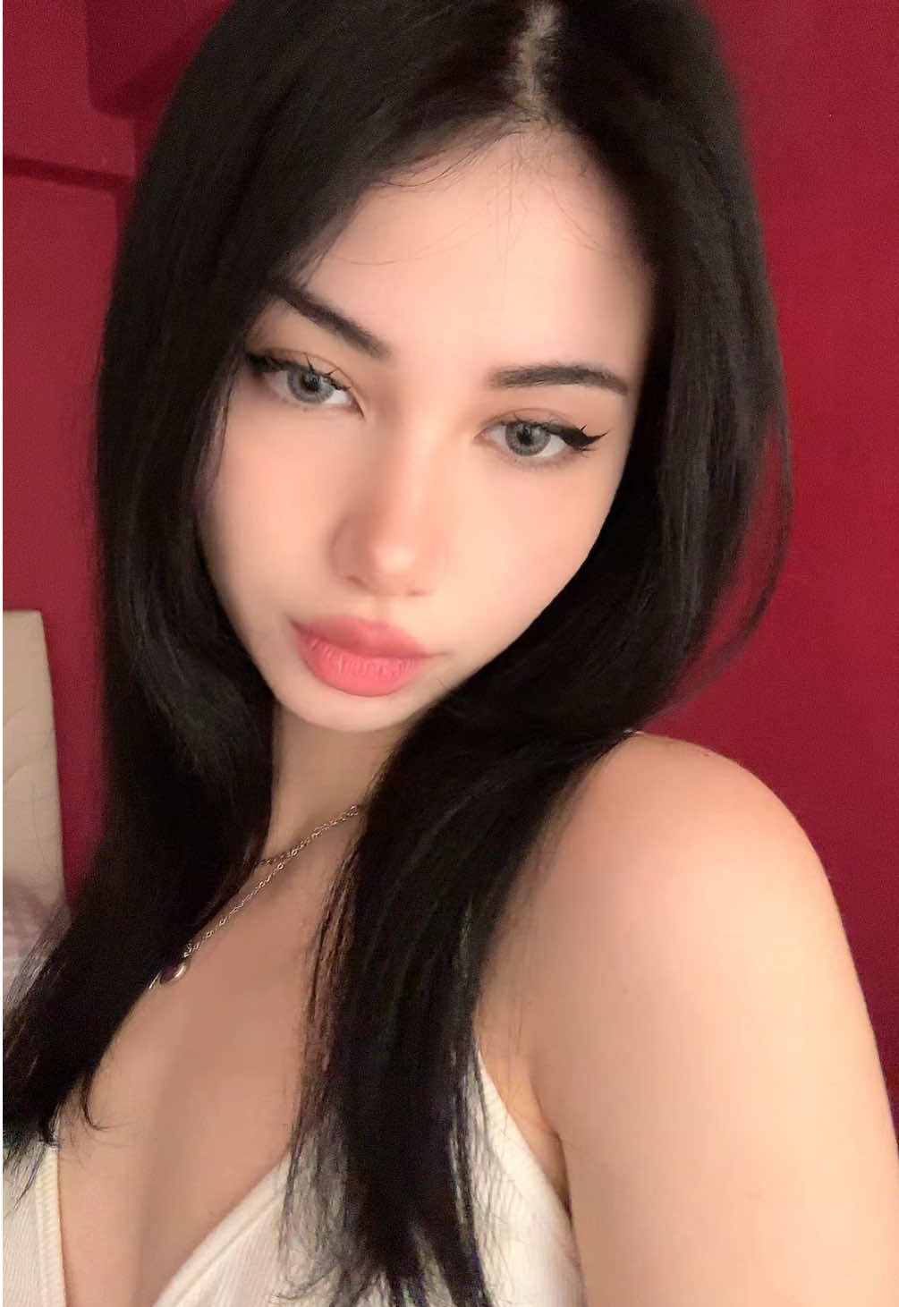 @Erzen