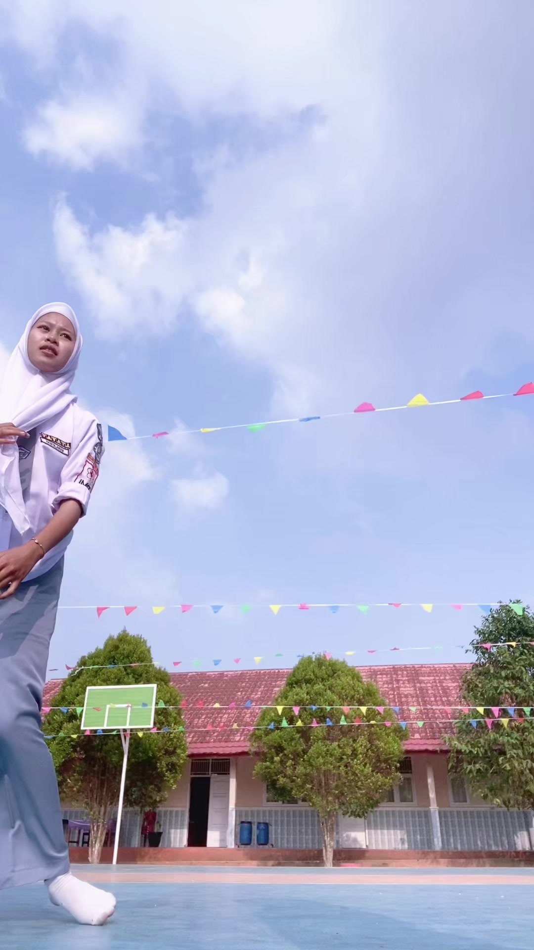 @raniaa ayeaye