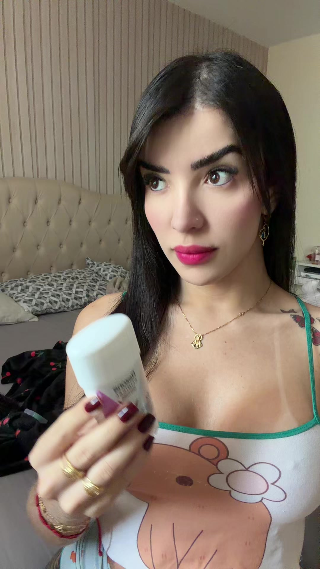 @Vitoria_guthier