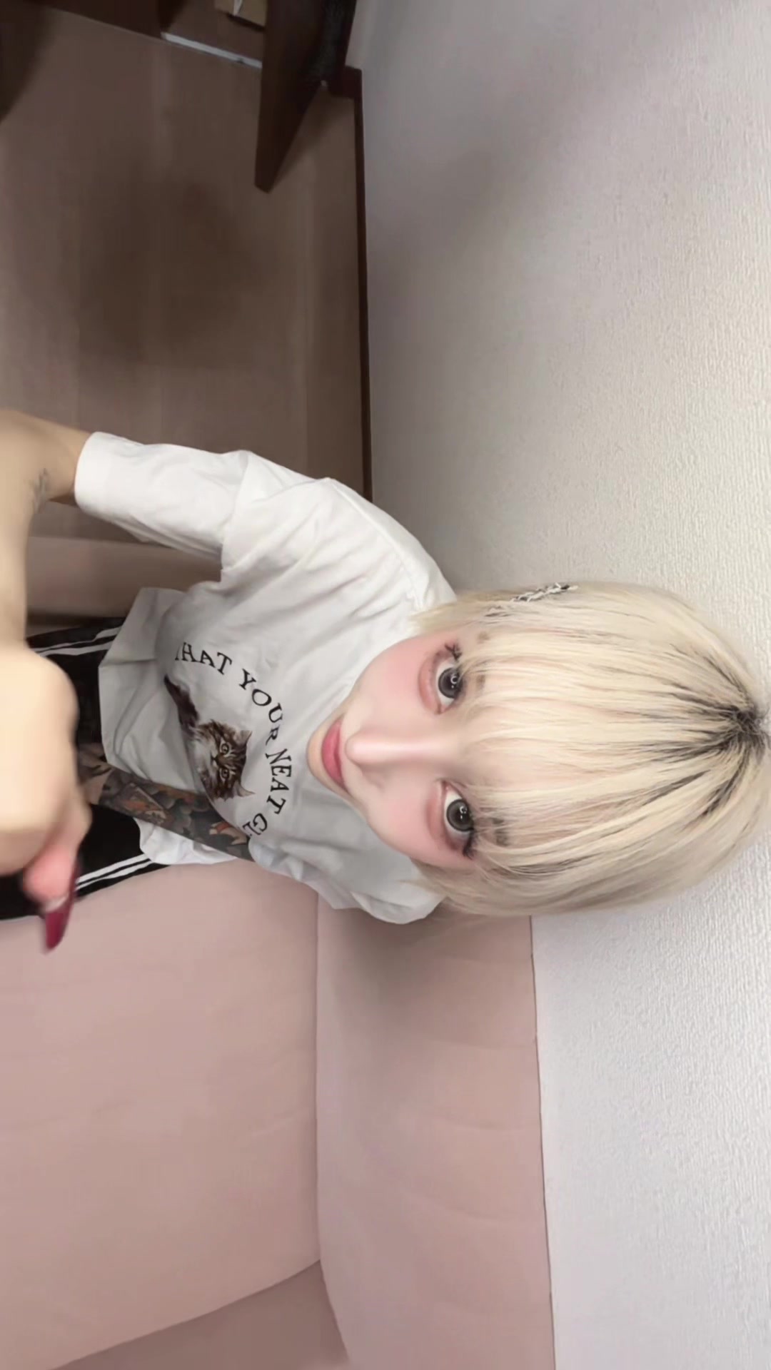 @user95784687752