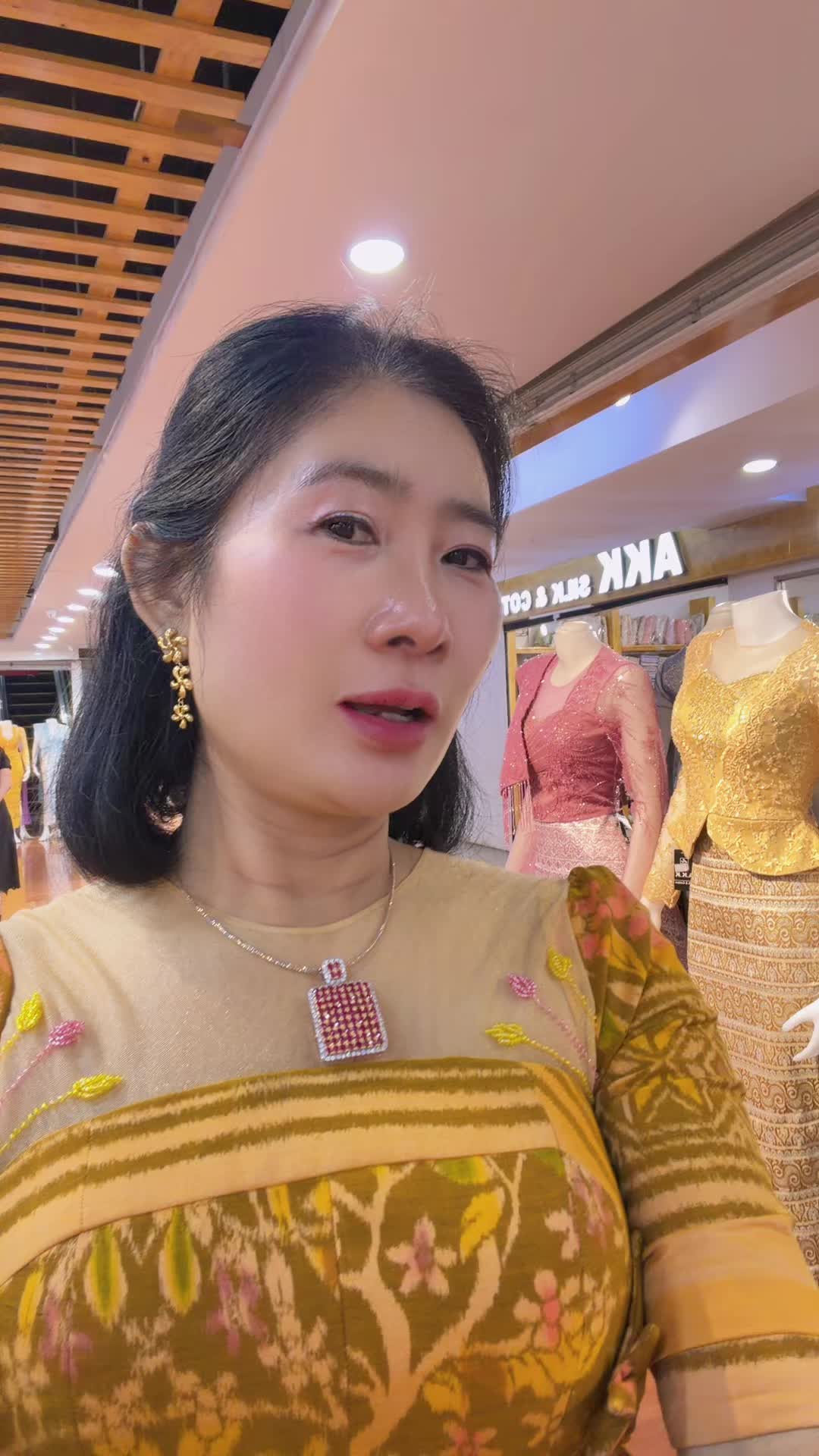 @Akk Silk (official account)