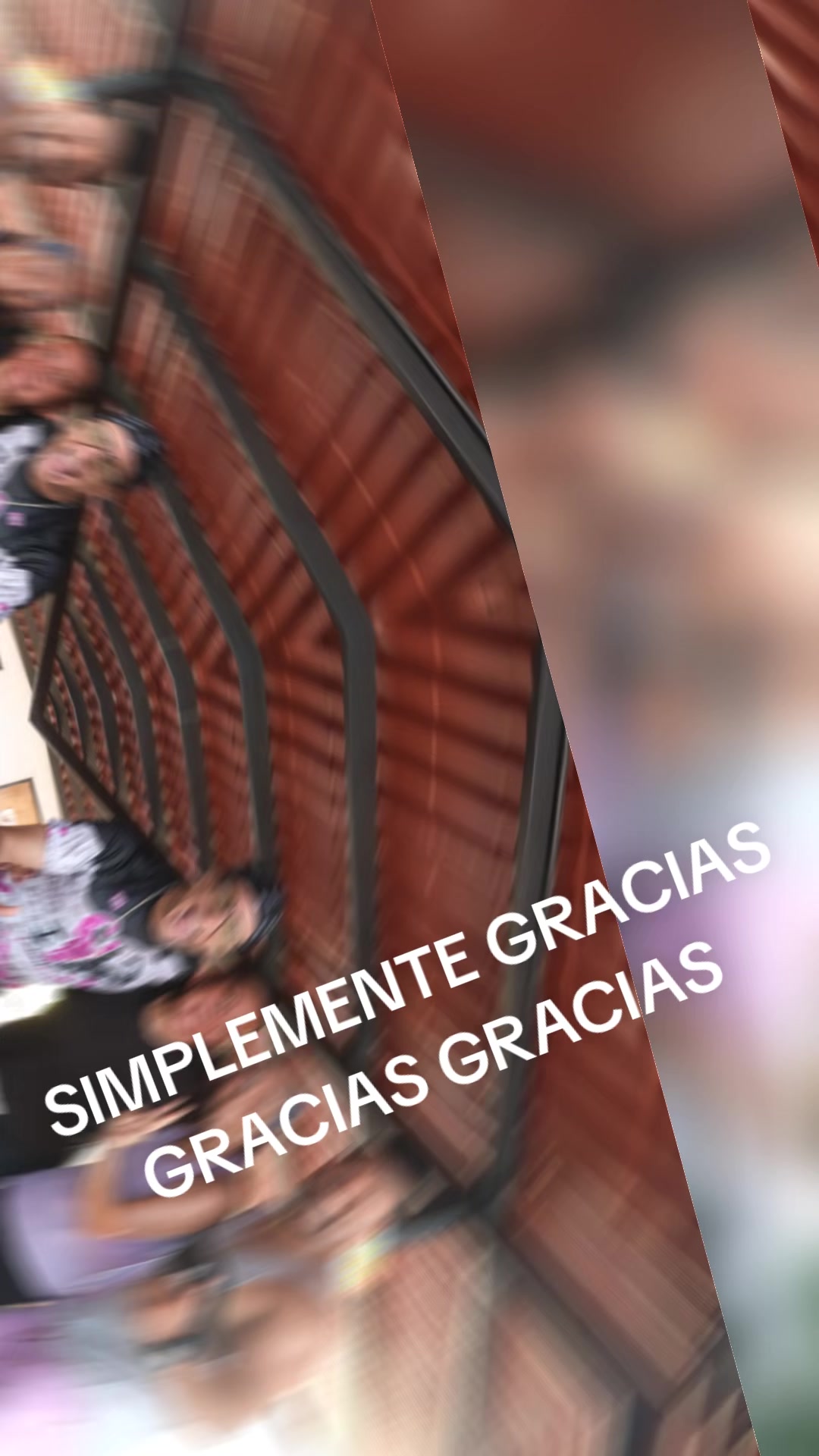 @M E L L Y