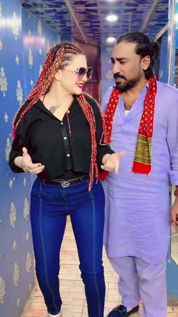 @Mahi Jutt 🇦🇪 🇬🇧 🇵🇰