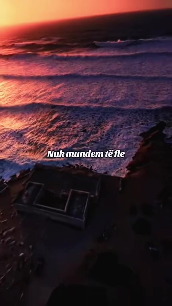 @🍁Αleκsαndrα🍁