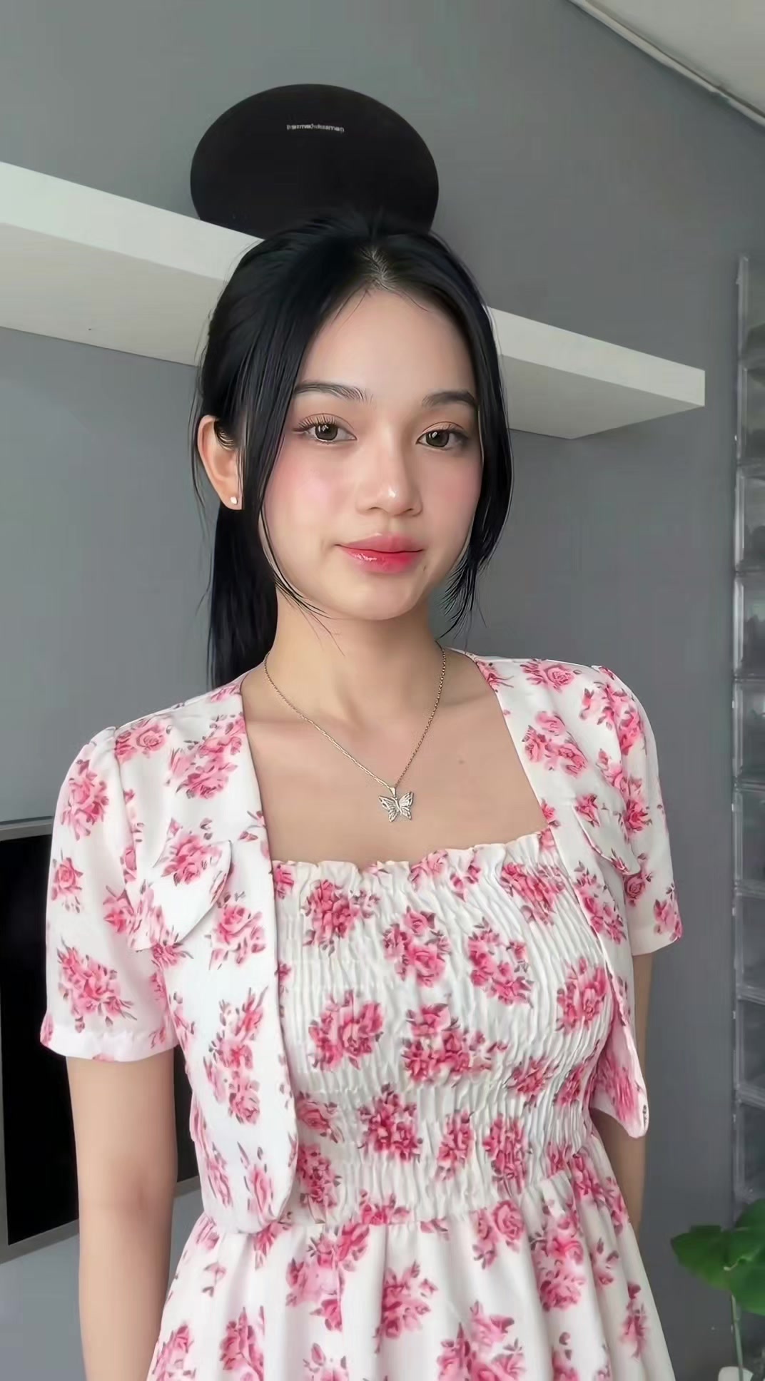 @flora0ne