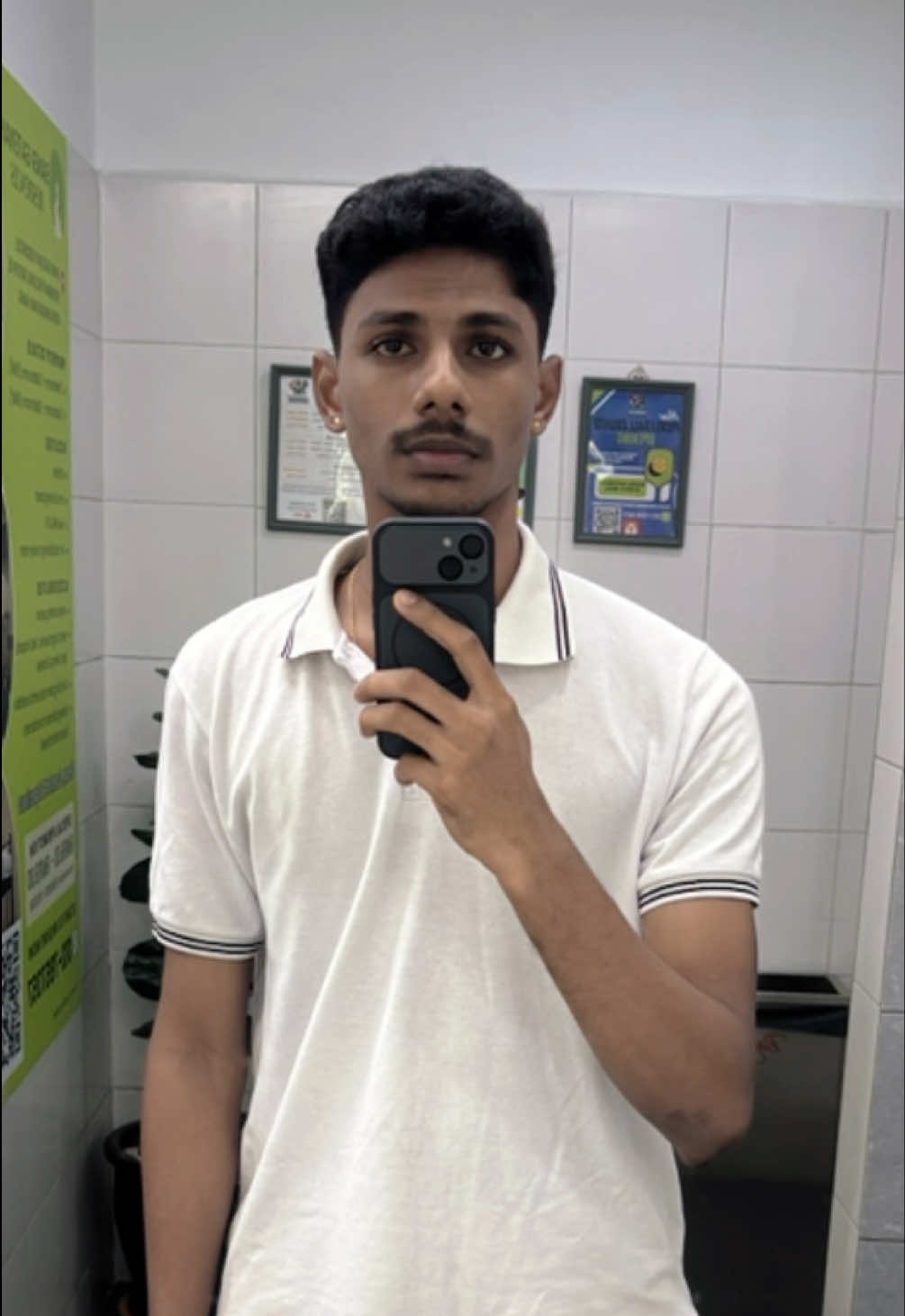 @SatishVibe💫