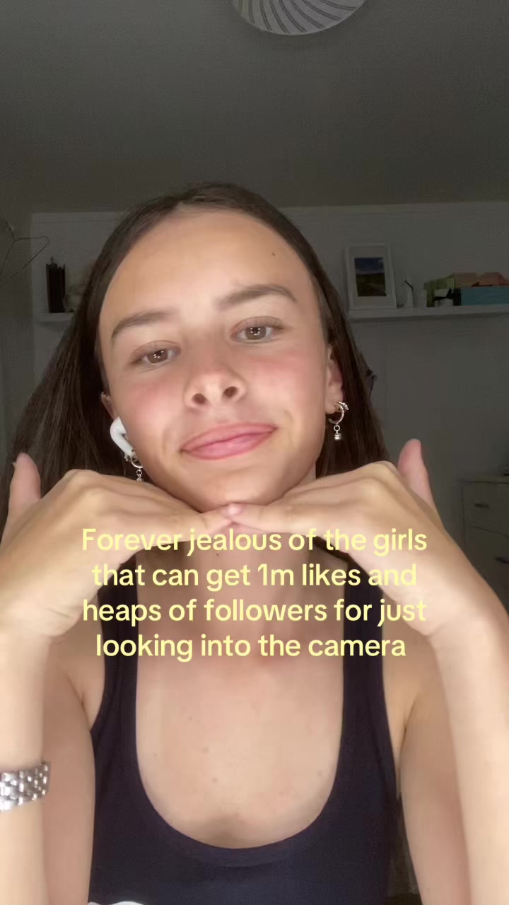 @𝐀 𝐕 𝐀