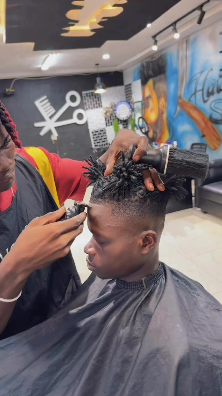 @Classique barbershop