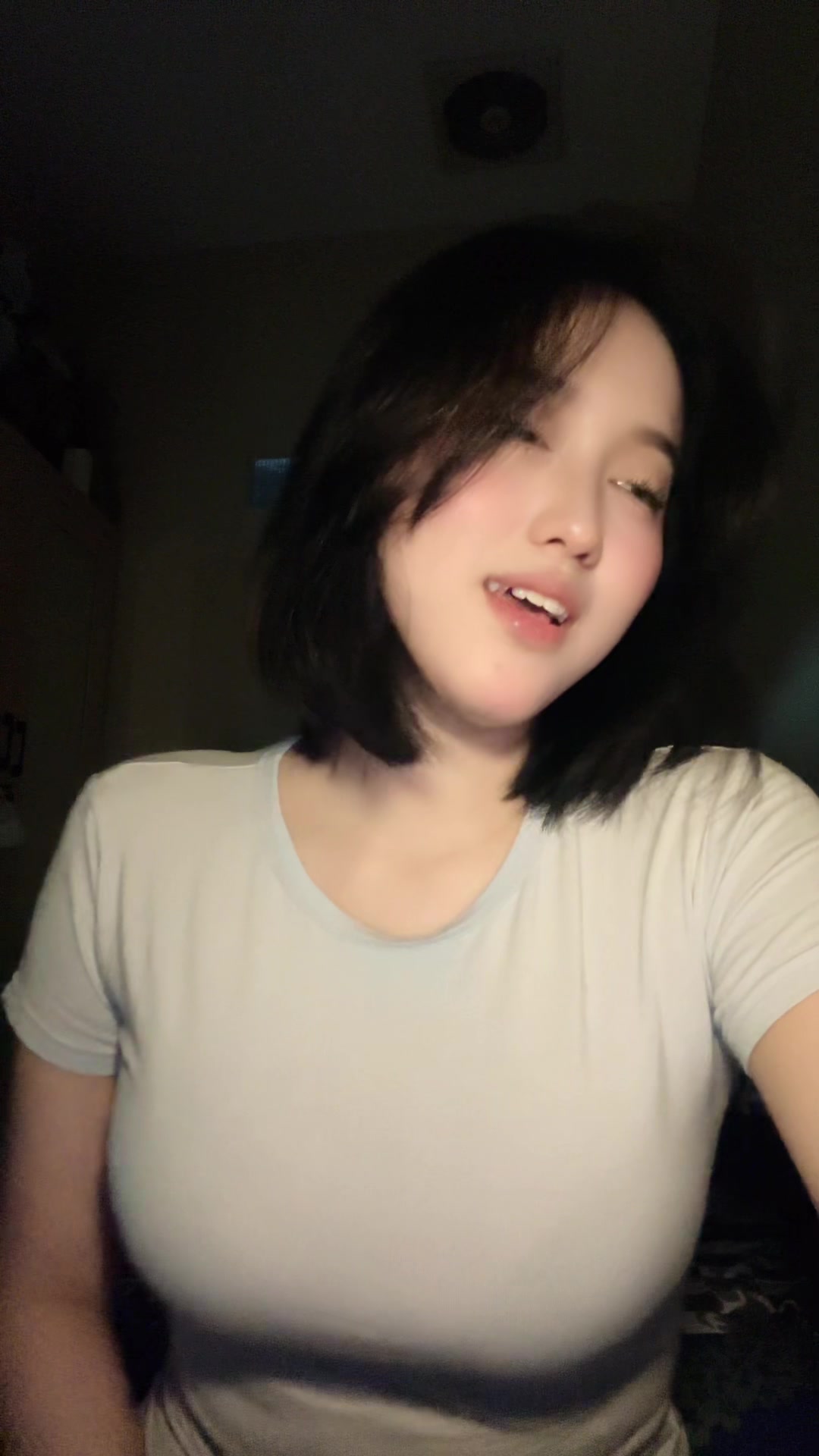 @iz44