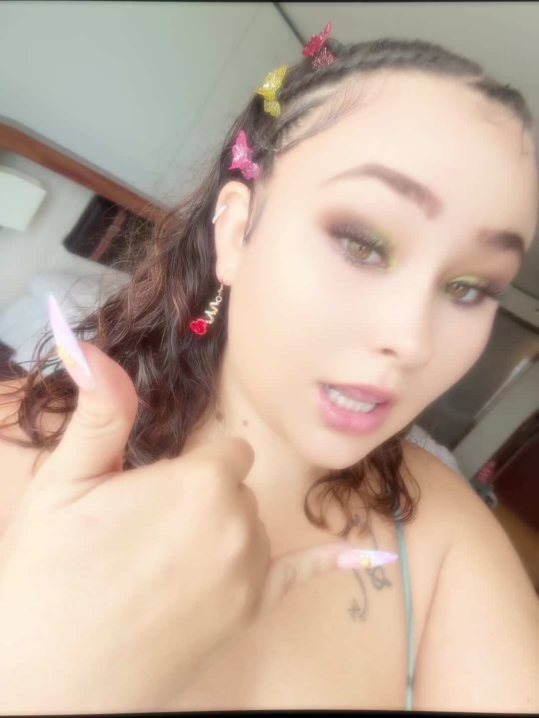 @Fantasy⚡️🦋