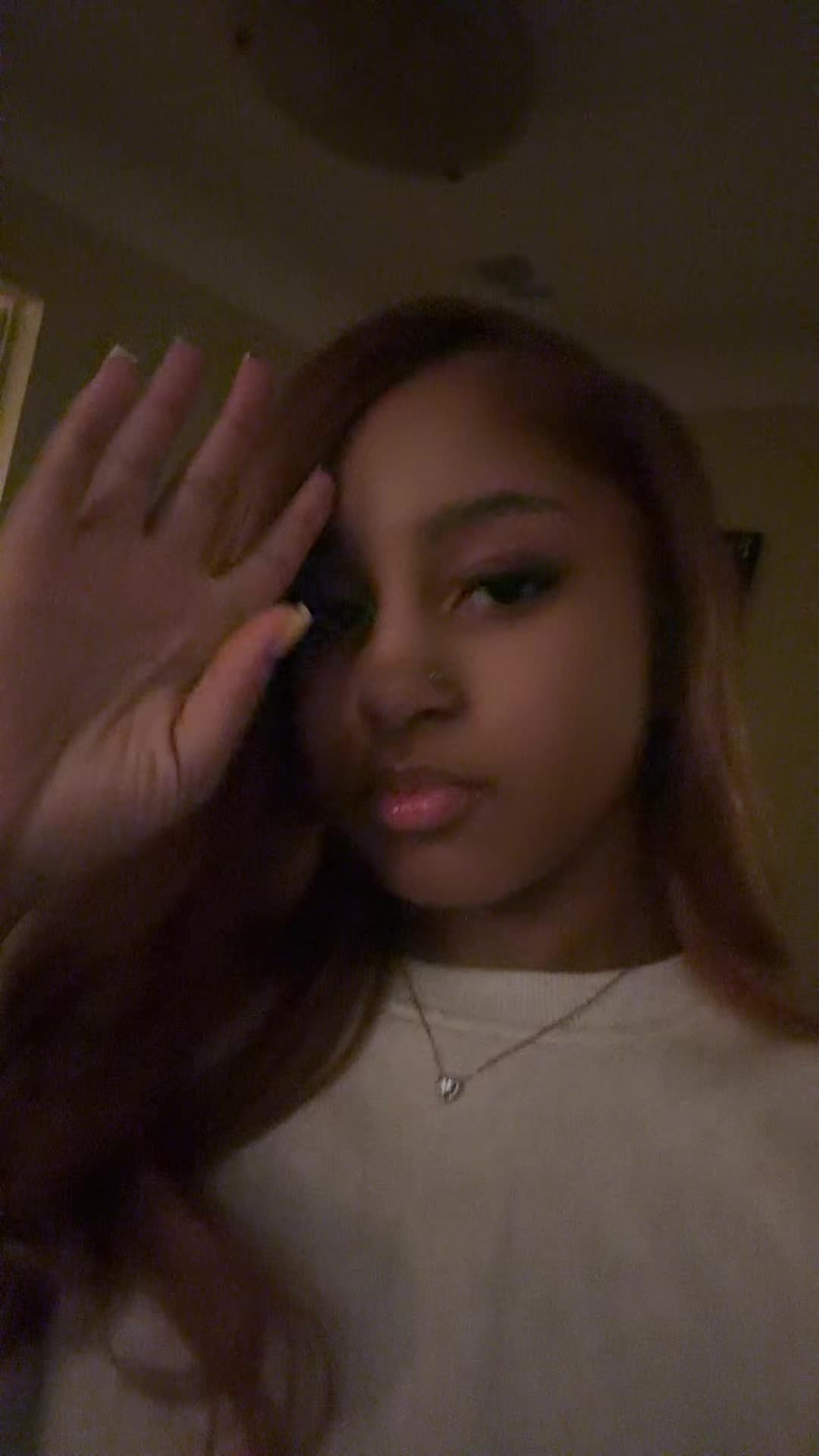 @Tinyy