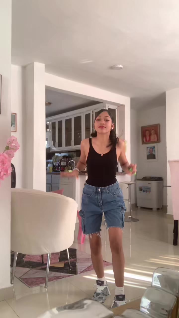 @𝓥.💕👅
