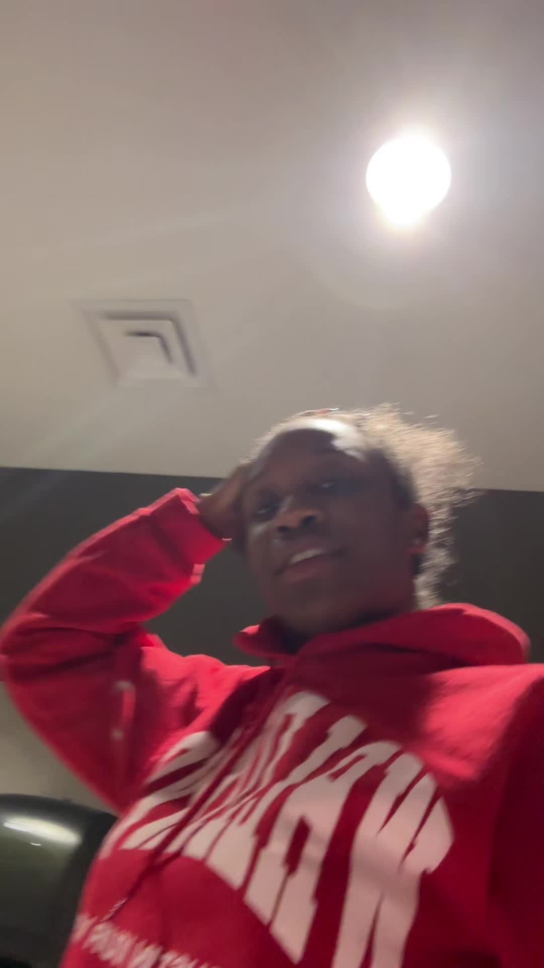 @Justacrybabybih