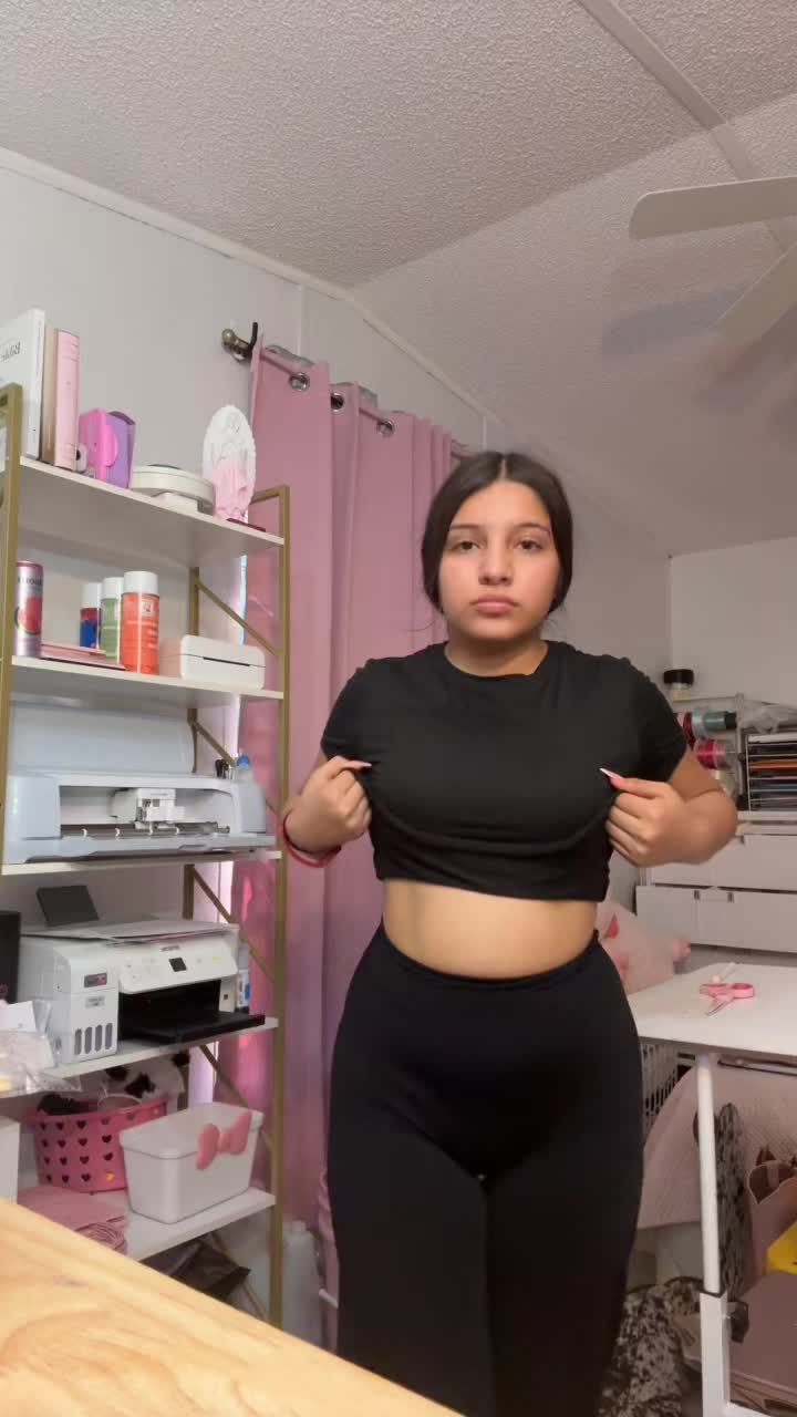 @meelanieee1111