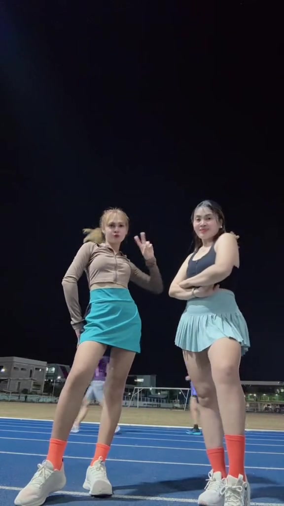 @zicaizoe