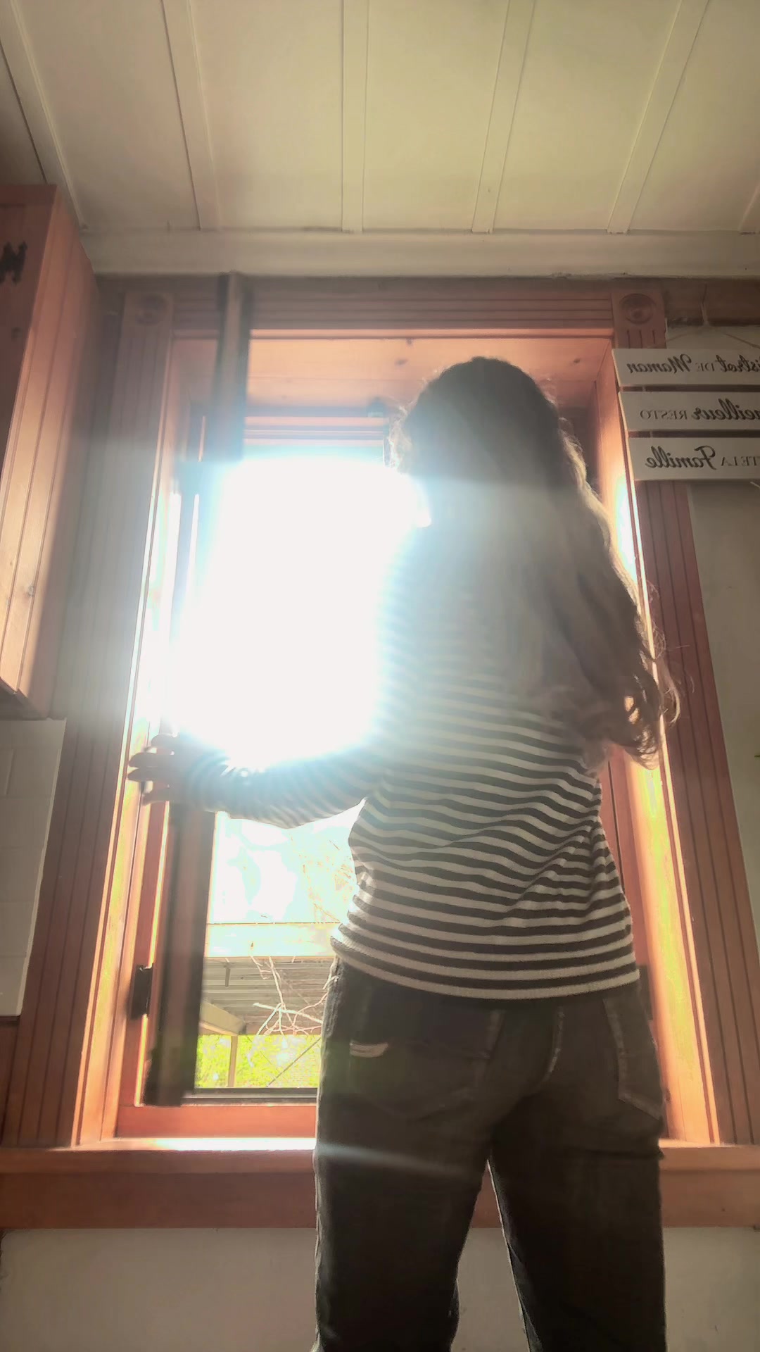 @ae.lliie