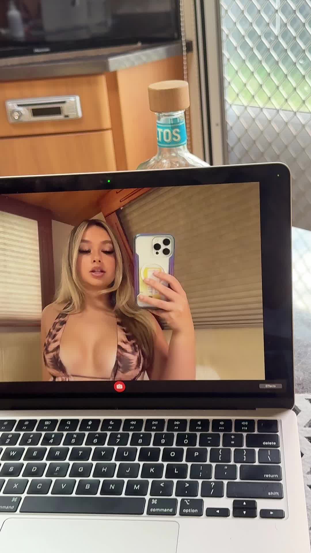 @Tanikaweber
