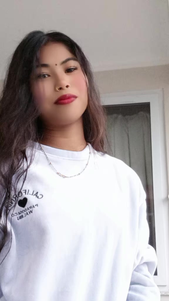 @Radha💦✨