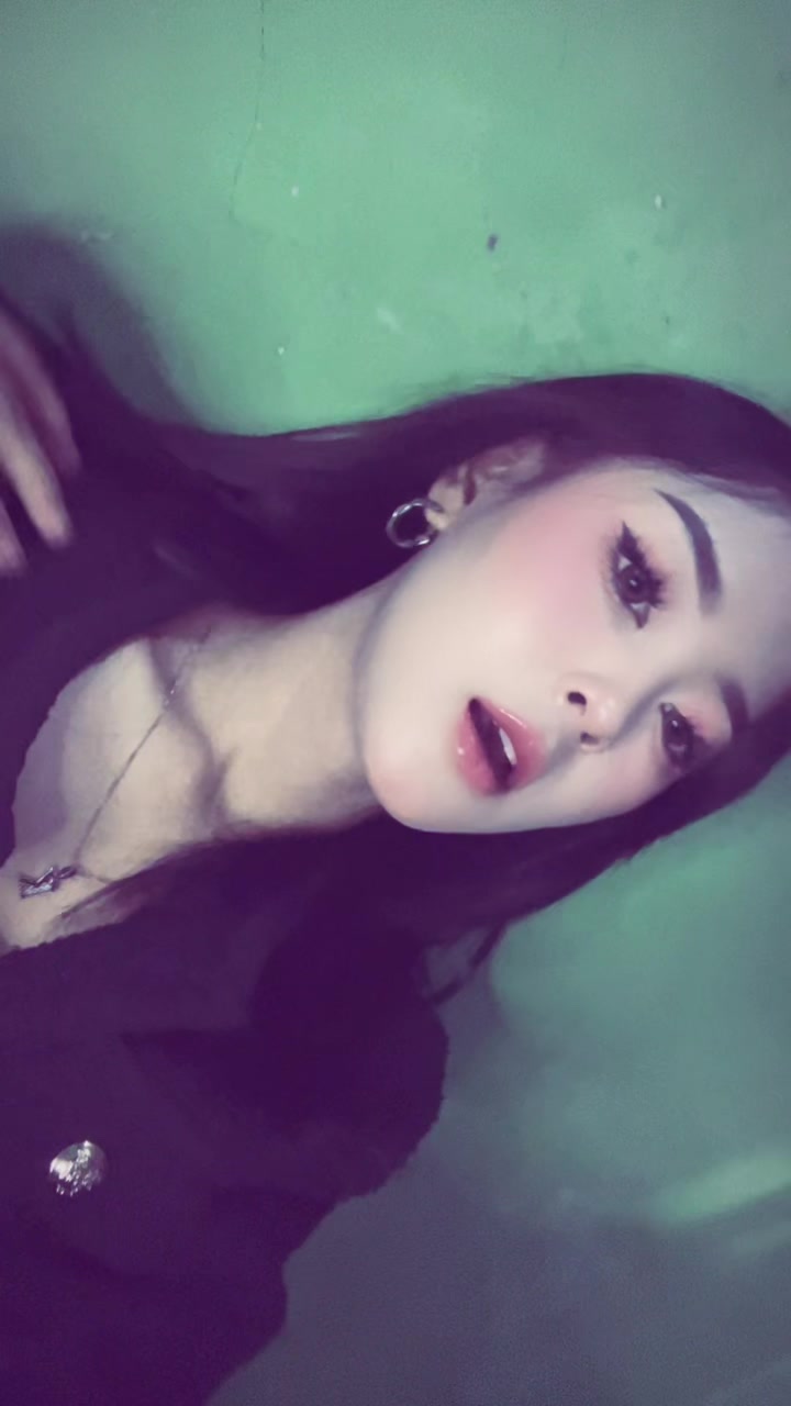 @kiaazz