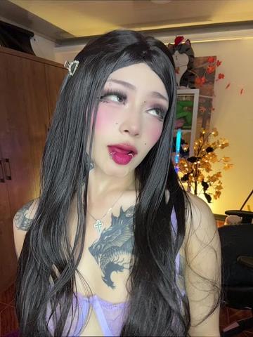 @Cute_loree