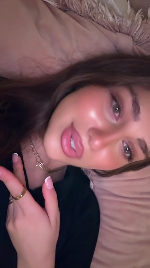 @nessa_n
