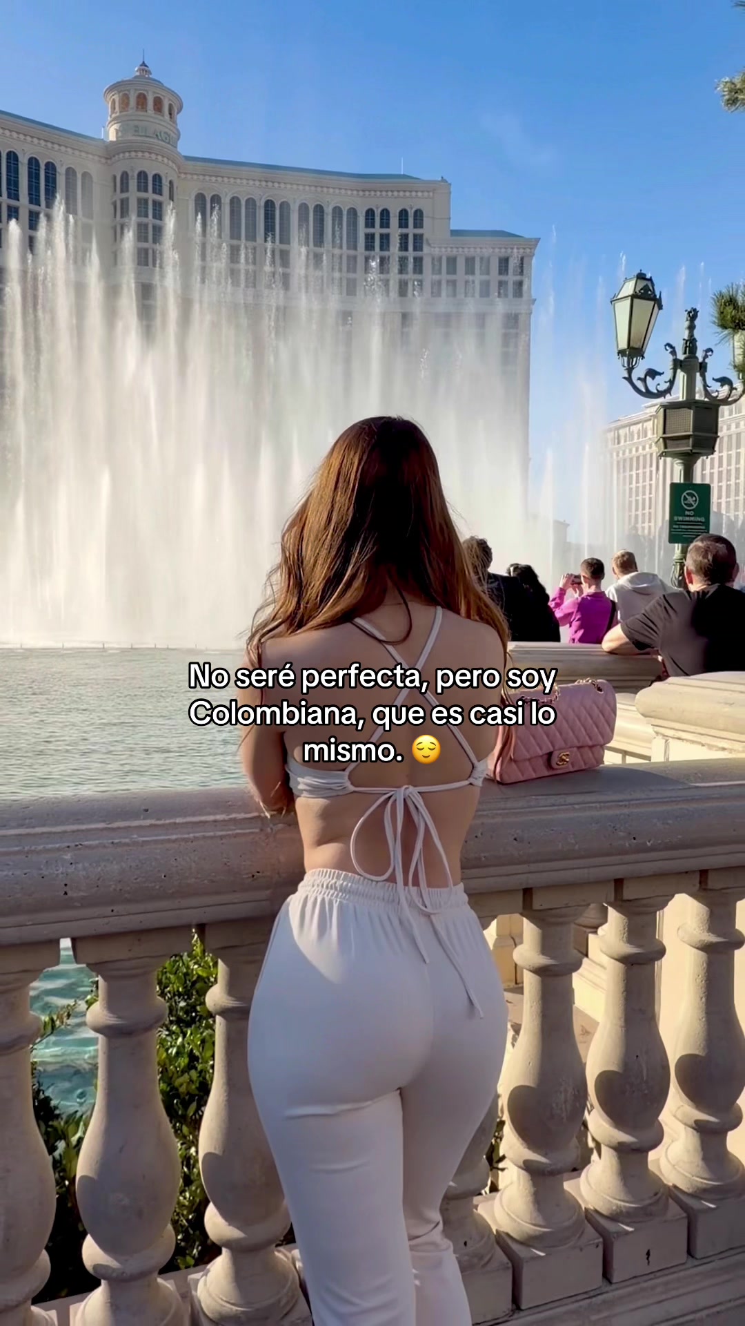 @Andrea Caro