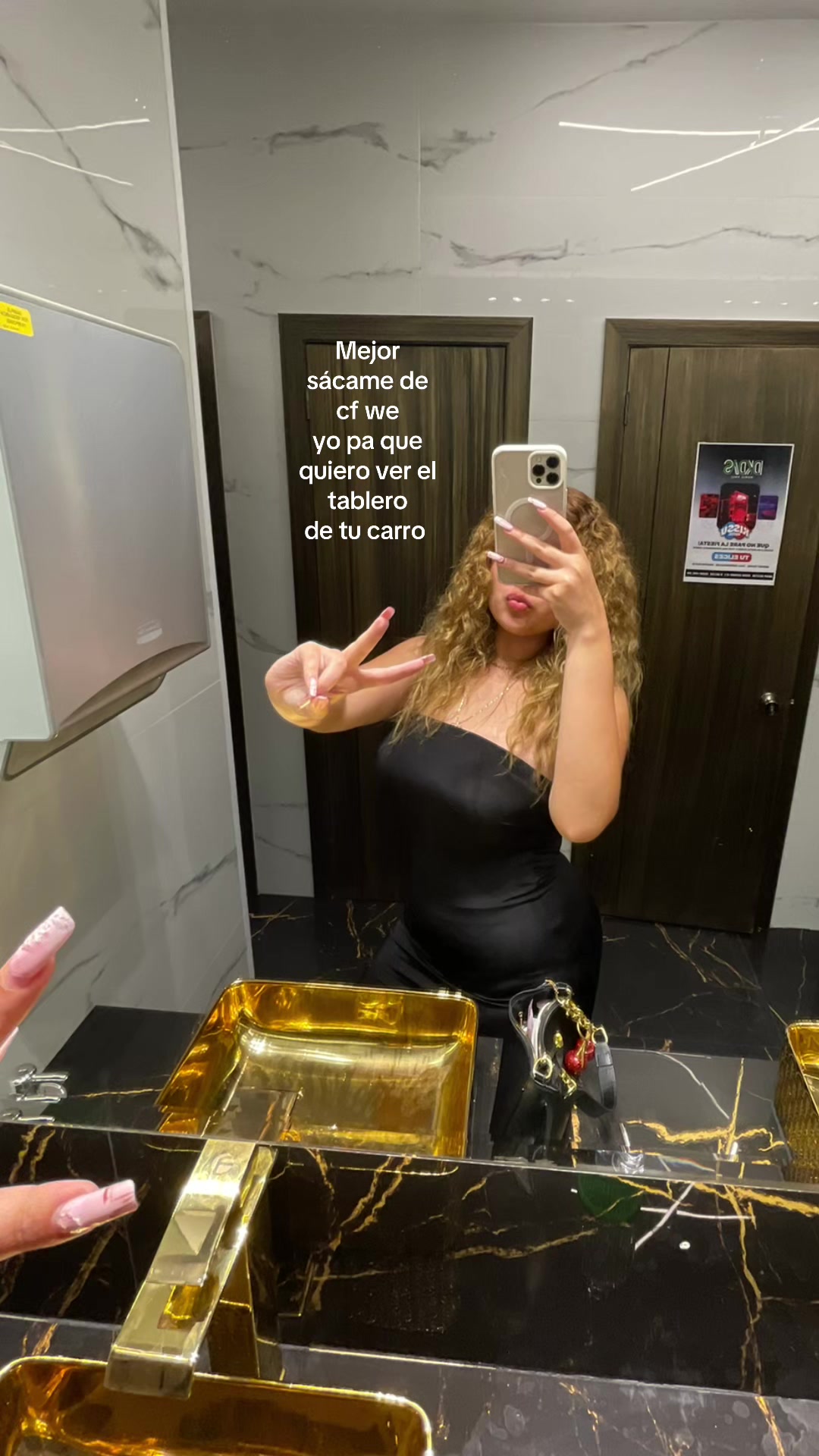 @𝐷𝑎𝑦𝑎𝑛𝑎
