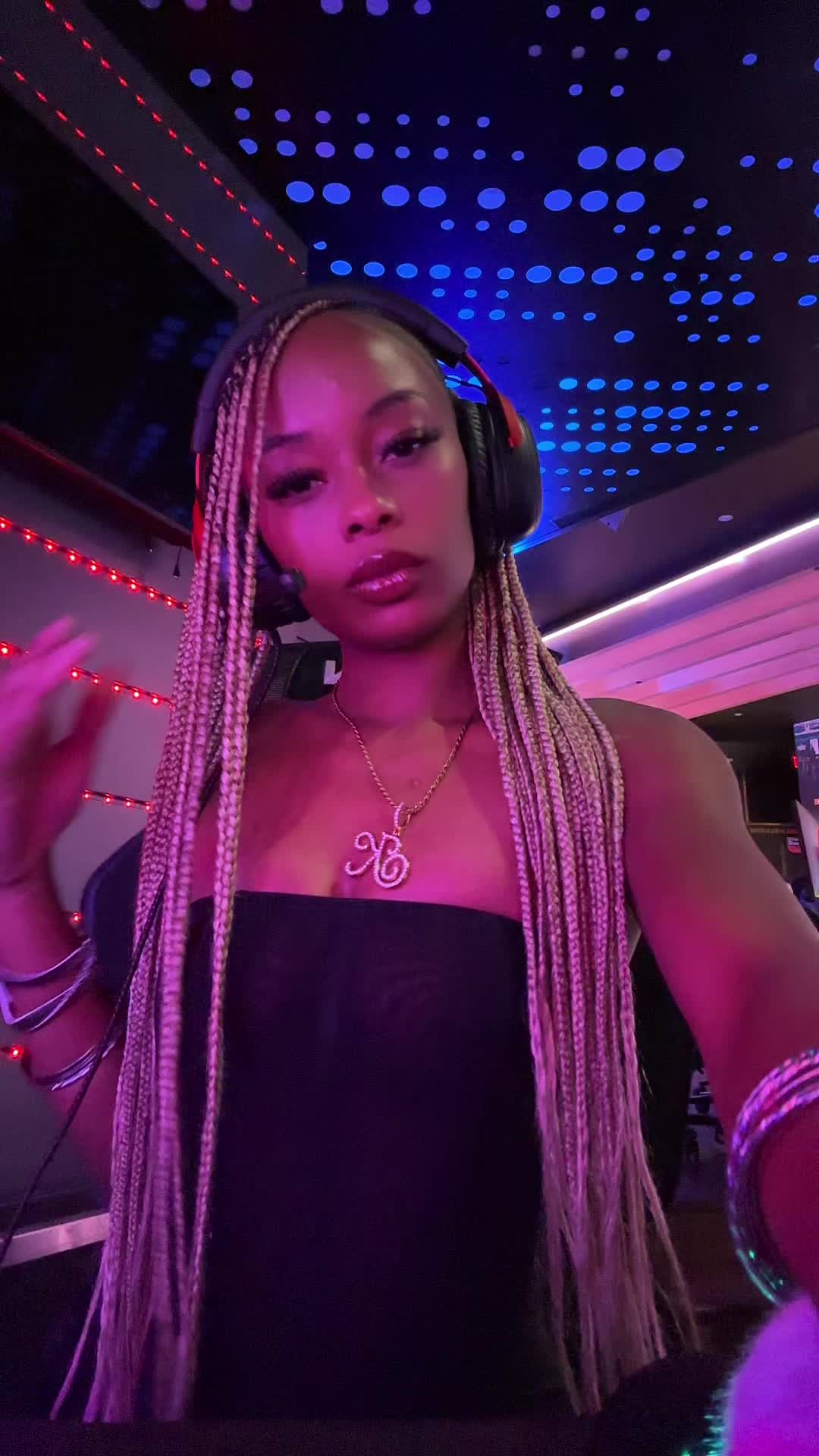 @stargirlkoriuniverse
