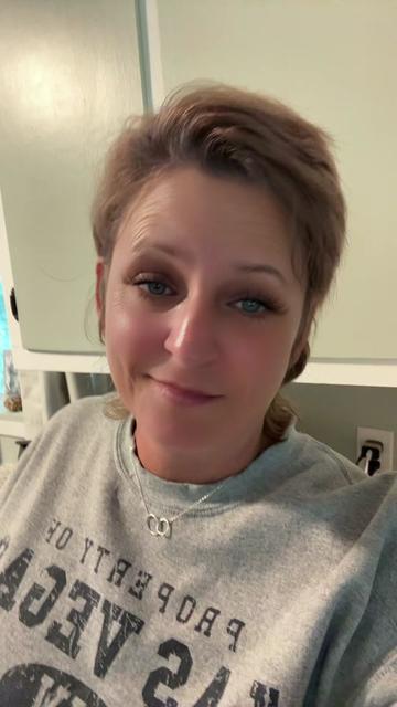 @MrsAmandaKEverett