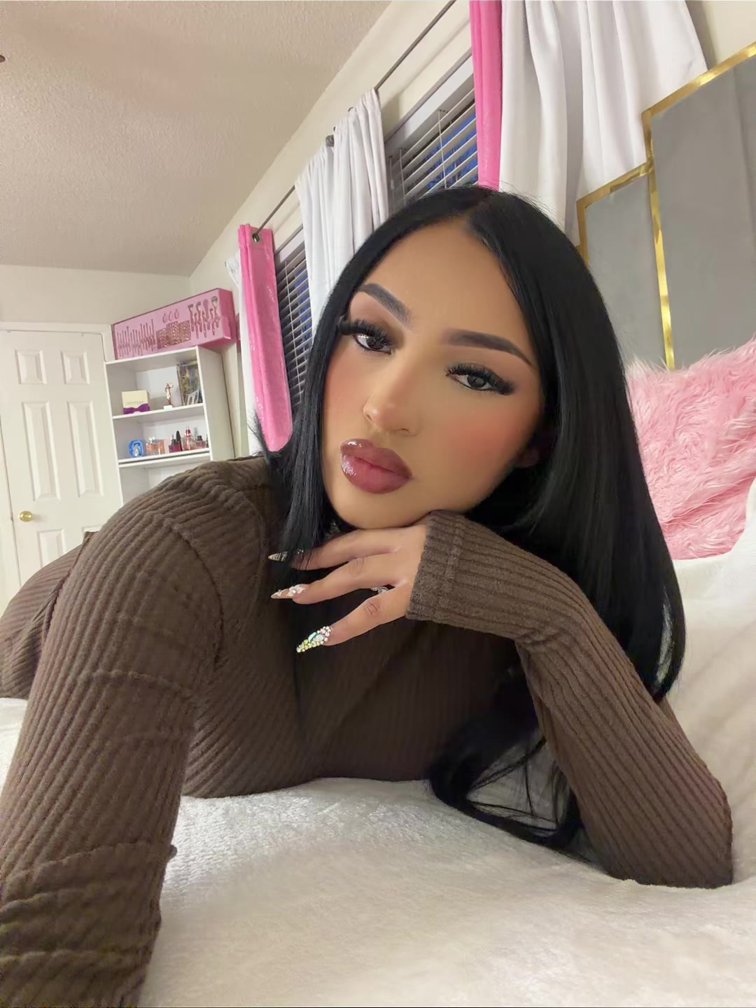 @Alexandra López