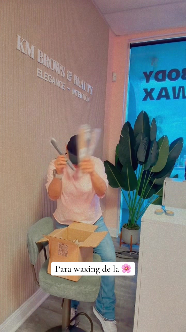 @KM Brows & Beauty