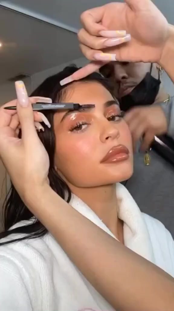 @Kyliejstyle