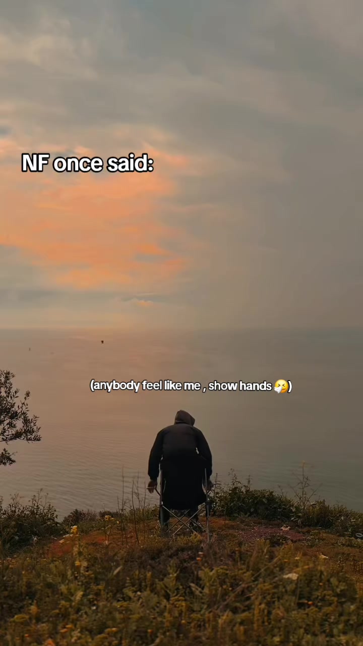 @_LowkeySad