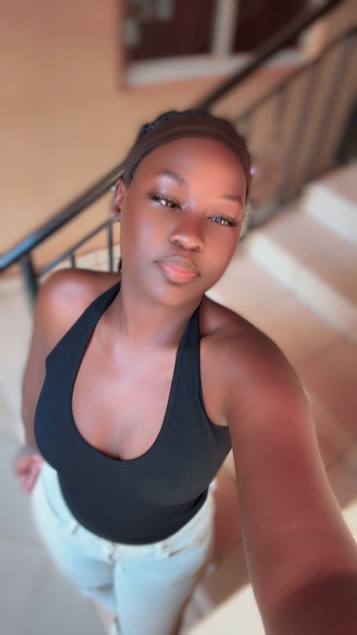 @MsBree 😎💕