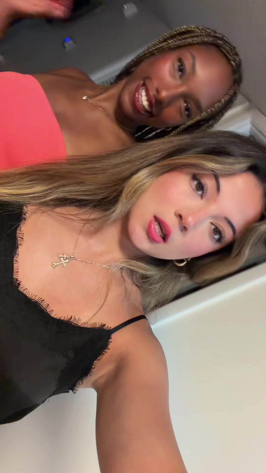 @Taryn