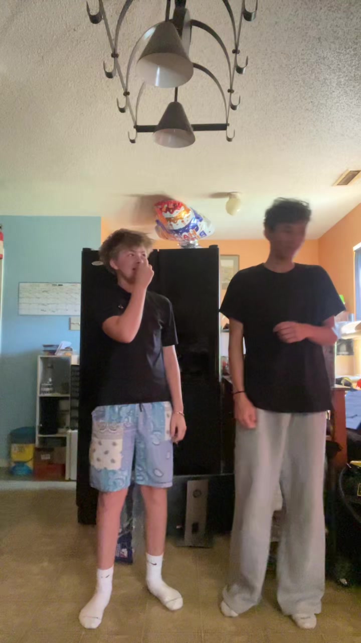 @2_Fly-ELi