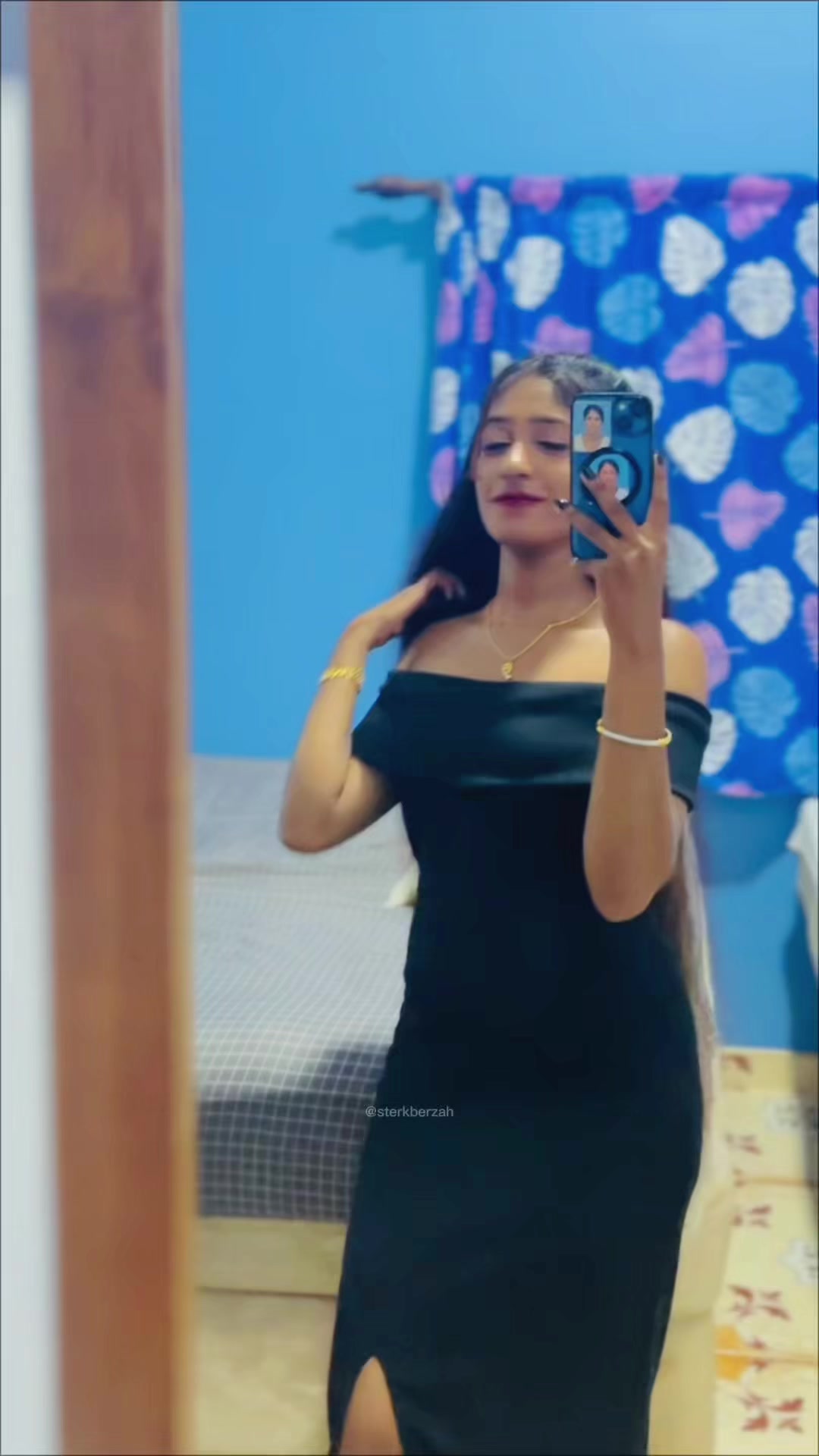 @🦋_KaUsHaLyA_🦋