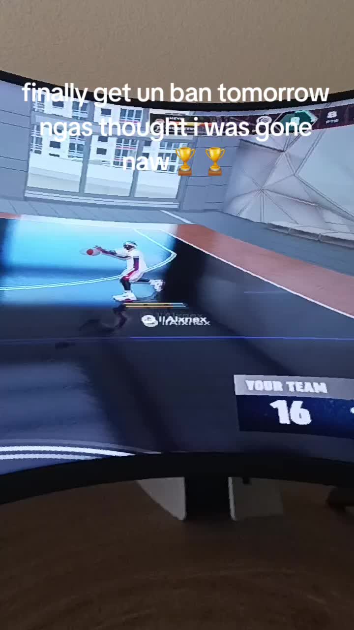 @unclereggie👾
