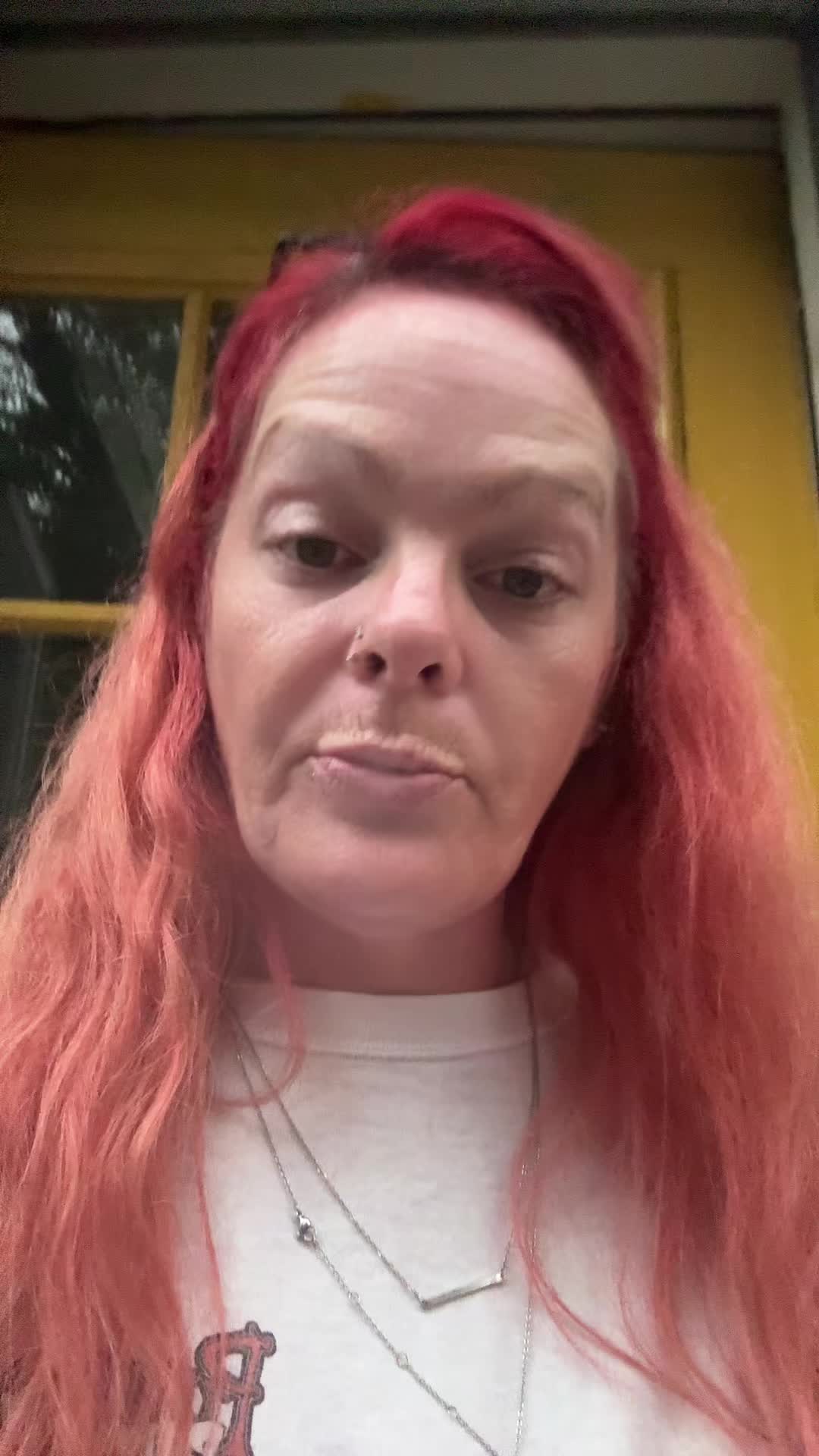 @TravelingTOOTHLESSTrisha🤪🤣☺️