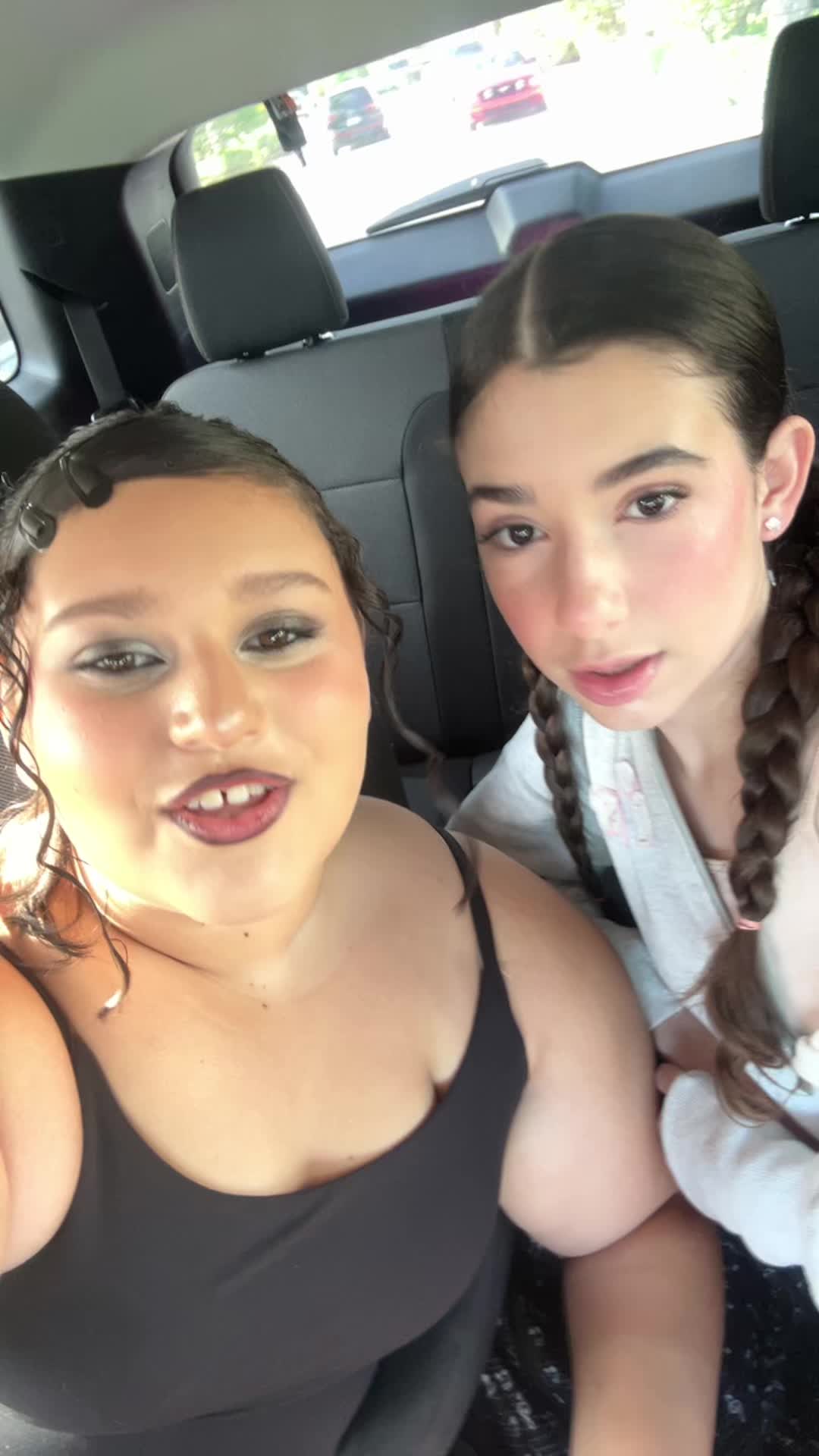 @Abigail Ortiz - official