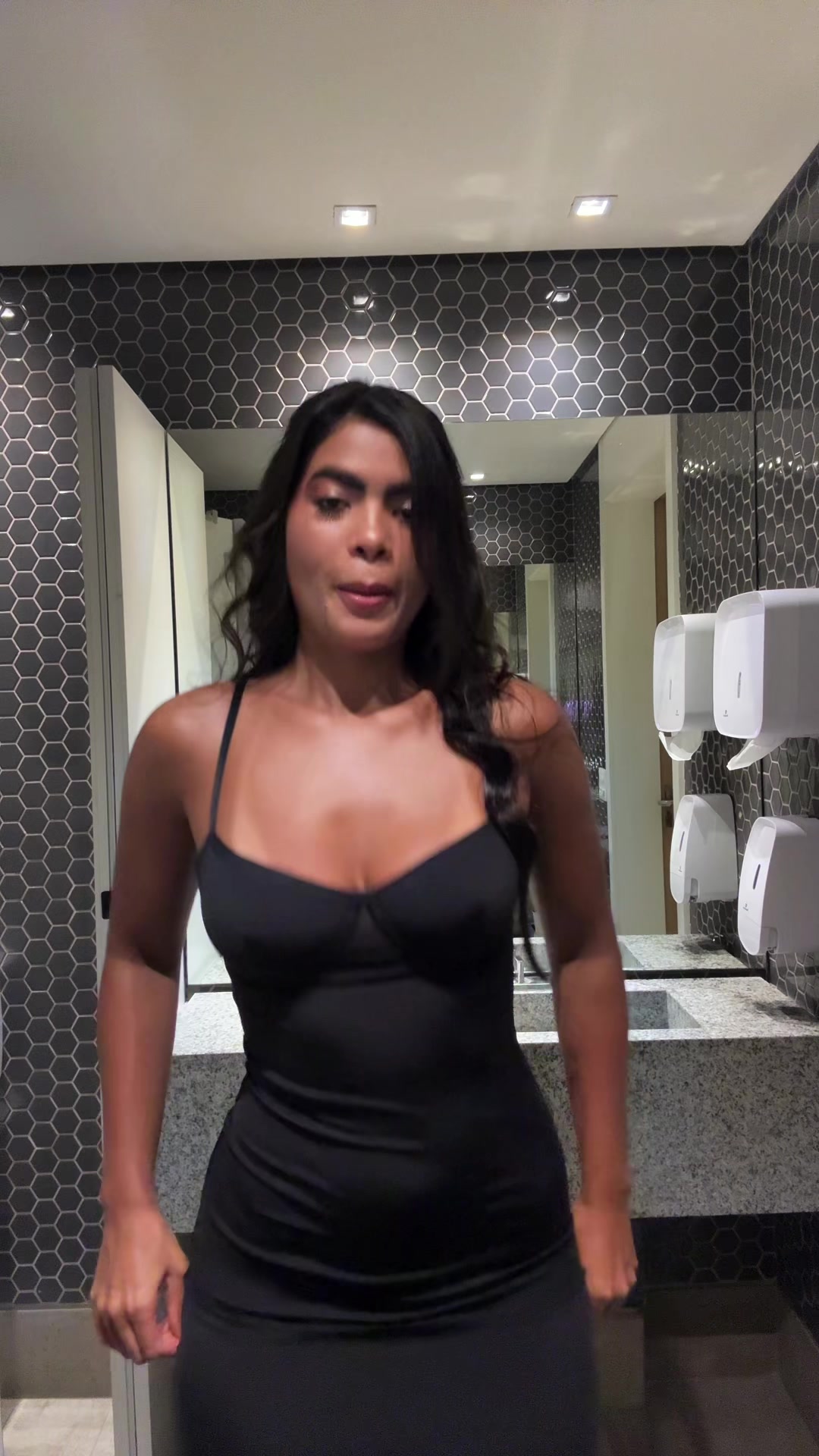 @varelamarie